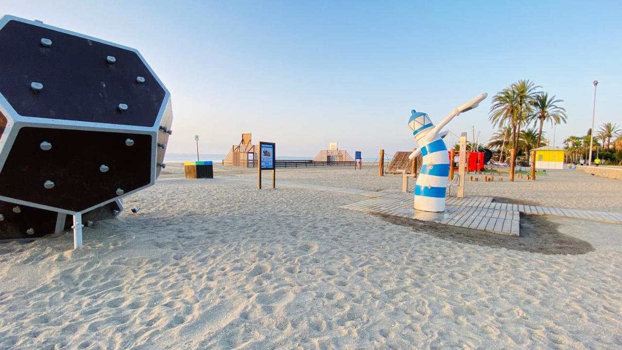 Apartament El Faro De Torre Del Mar Zewnętrze zdjęcie